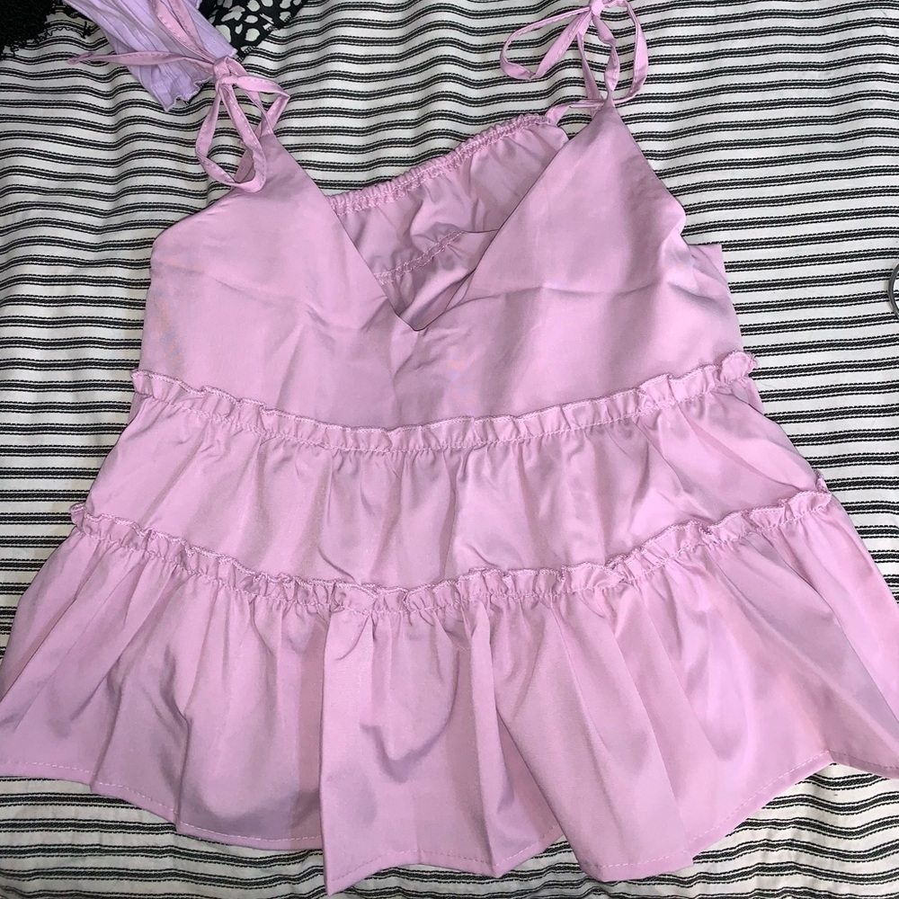 Light pink tiered ruffle top, size small